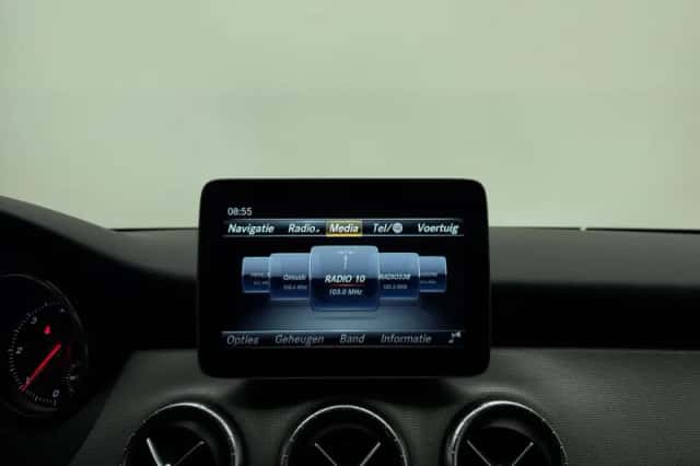 Mercedes-Benz CLA-Klasse (2018) thumbnail 27