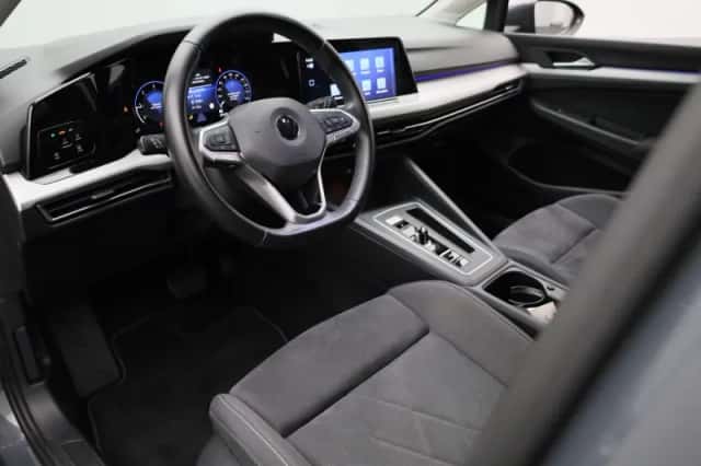 Volkswagen Golf (2020) thumbnail 16