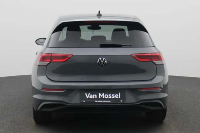 Volkswagen Golf (2020) thumbnail 5