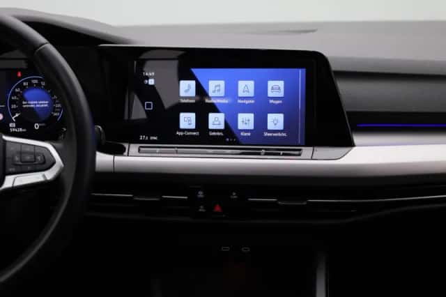 Volkswagen Golf (2020) thumbnail 8