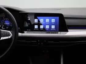 Volkswagen Golf thumbnail 8