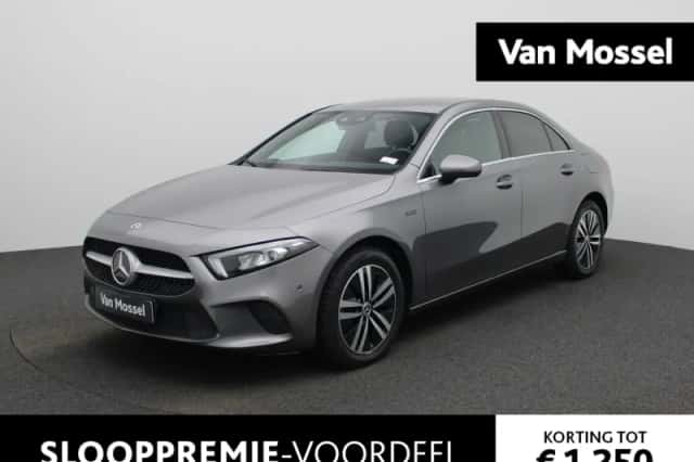 Mercedes-Benz A-Klasse (2021) thumbnail 1