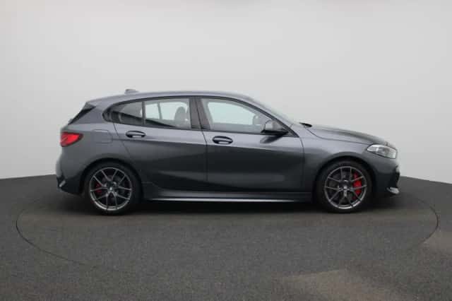 BMW 1-Serie (2021) thumbnail 6