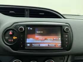 Toyota Yaris thumbnail 14