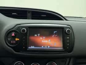Toyota Yaris (2017) thumbnail 15