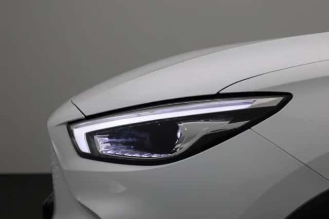 MG ZS (2023) thumbnail 15
