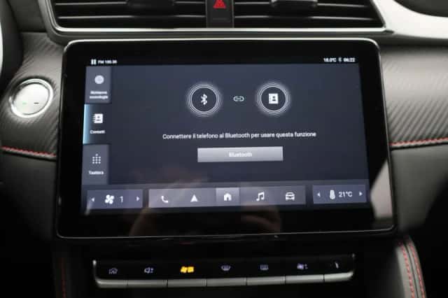 MG ZS (2023) thumbnail 25