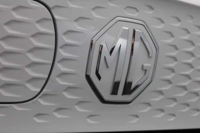 MG ZS (2023) thumbnail 37