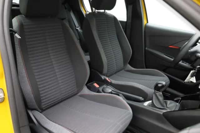 Peugeot 208 (2023) thumbnail 32