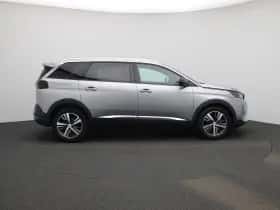 Peugeot 5008 (2023) thumbnail 6