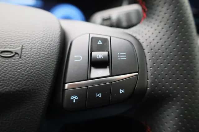 Ford Kuga (2025) thumbnail 19