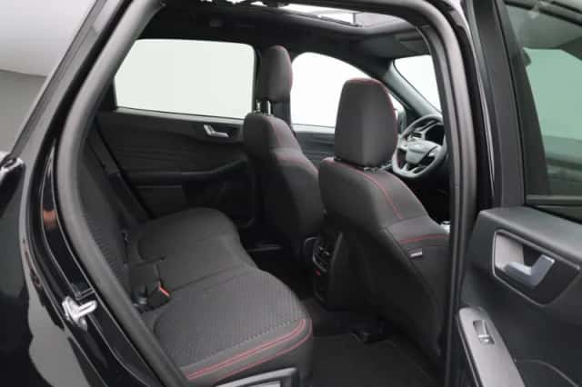 Ford Kuga (2025) thumbnail 39