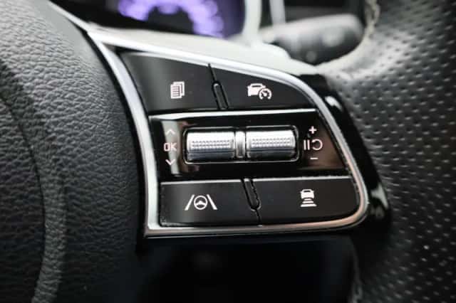 Kia Proceed (2022) thumbnail 16
