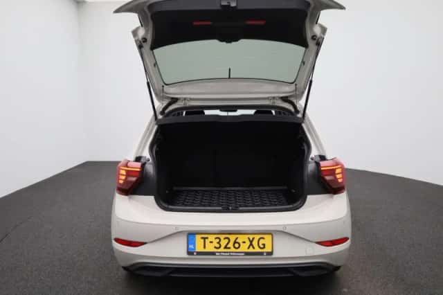 Volkswagen Polo (2023) thumbnail 11