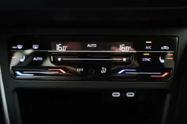 Volkswagen Polo (2023) thumbnail 21