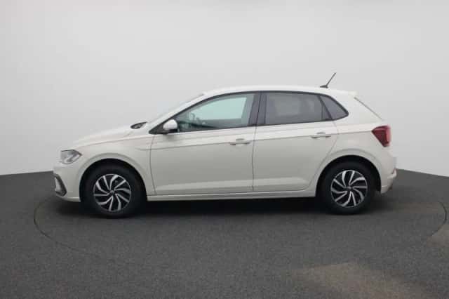 Volkswagen Polo (2023) thumbnail 4
