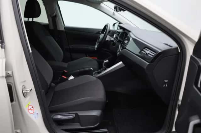 Volkswagen Polo (2023) thumbnail 34