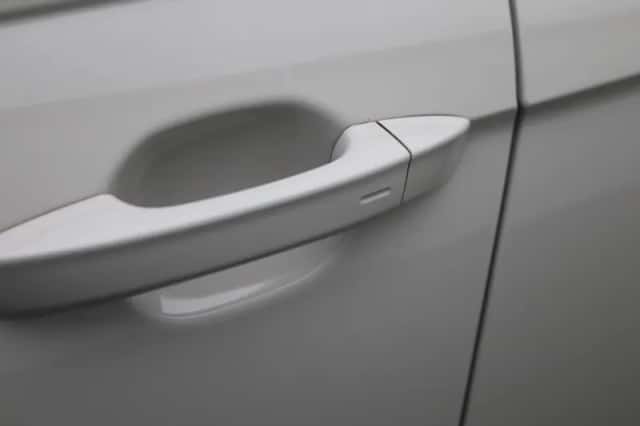 Volkswagen Polo (2023) thumbnail 39