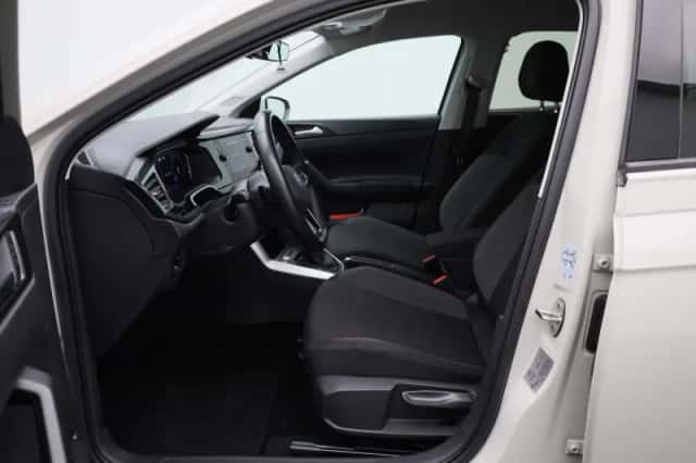 Volkswagen Polo (2023) thumbnail 9