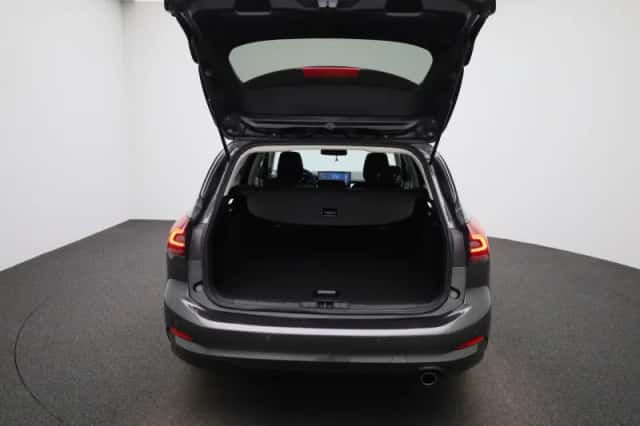 Ford Focus (2023) thumbnail 11