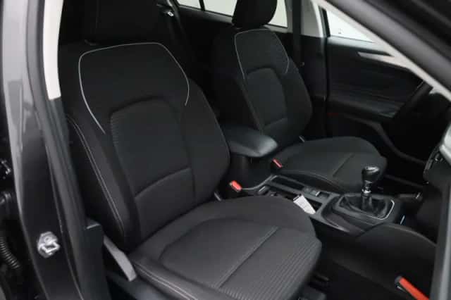 Ford Focus (2023) thumbnail 32