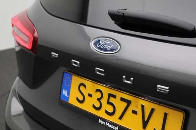 Ford Focus (2023) thumbnail 34
