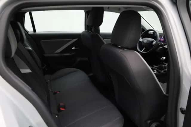Opel Astra (2023) thumbnail 26