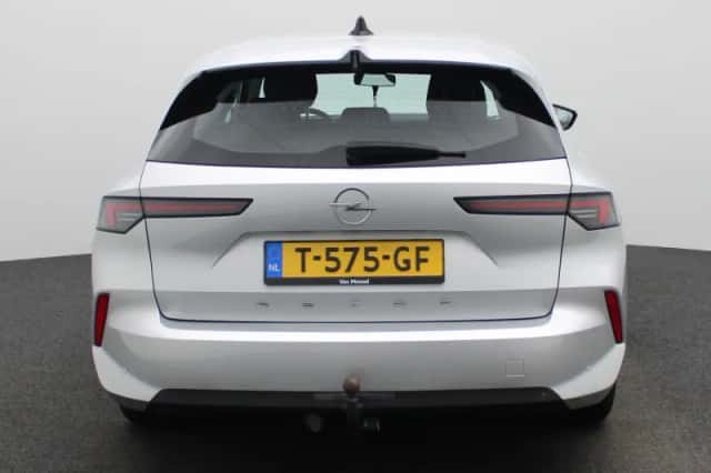 Opel Astra (2023) thumbnail 5