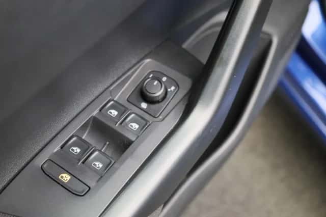 Volkswagen Polo (2023) thumbnail 27