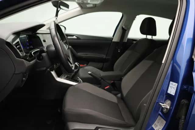 Volkswagen Polo (2023) thumbnail 9