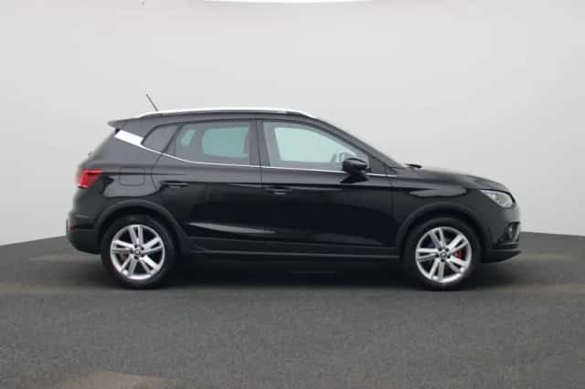 SEAT Arona (2021) thumbnail 6