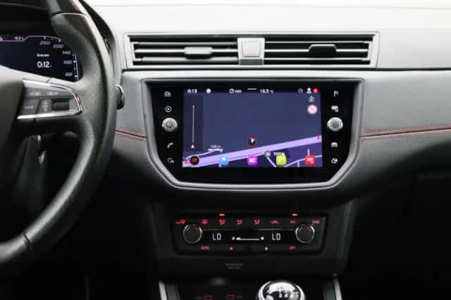 SEAT Arona (2021) thumbnail 9