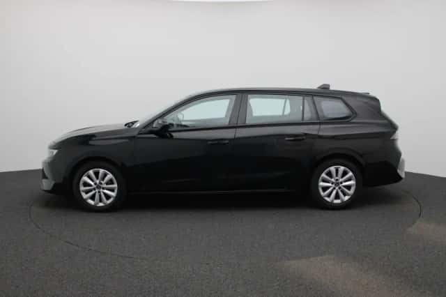 Opel Astra (2023) thumbnail 4