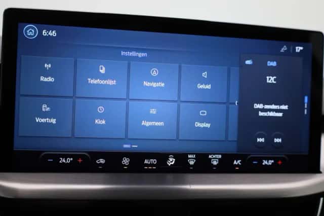 Ford Focus (2023) thumbnail 16