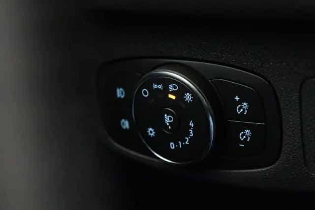 Ford Focus (2023) thumbnail 24