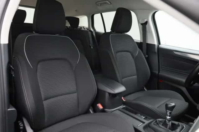 Ford Focus (2023) thumbnail 29