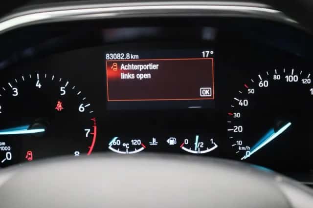 Ford Focus (2023) thumbnail 8
