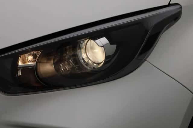 Toyota Yaris (2021) thumbnail 13