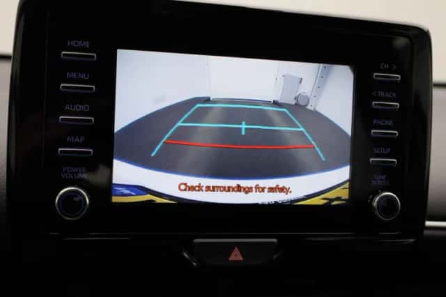 Toyota Yaris (2021) thumbnail 22