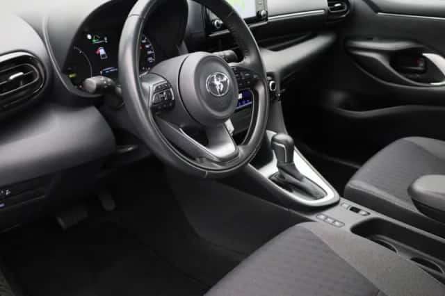 Toyota Yaris (2021) thumbnail 25