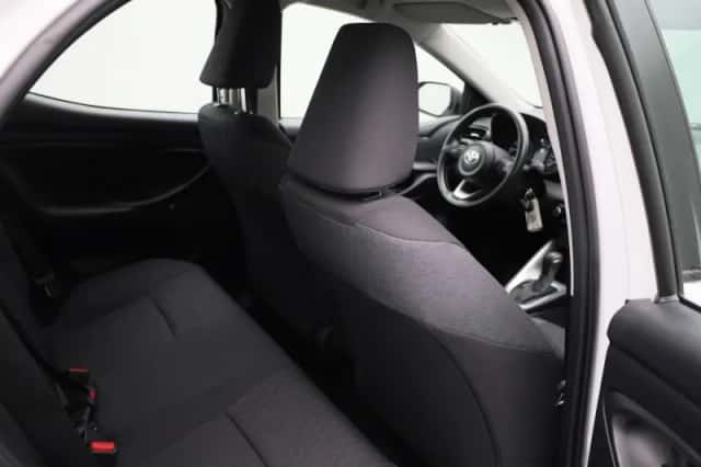 Toyota Yaris (2021) thumbnail 28