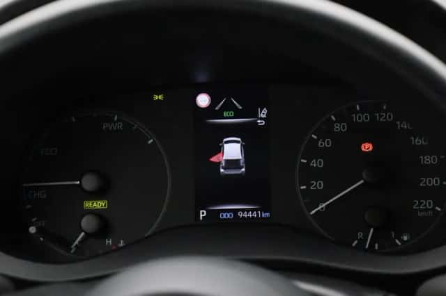 Toyota Yaris (2021) thumbnail 8