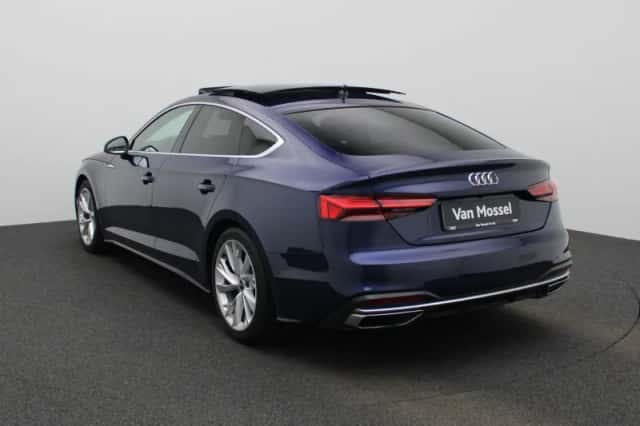 Audi A5 (2022) thumbnail 2