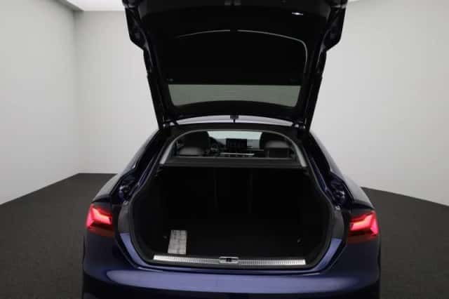 Audi A5 (2022) thumbnail 11