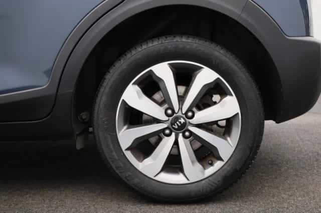 Kia Stonic (2021) thumbnail 13