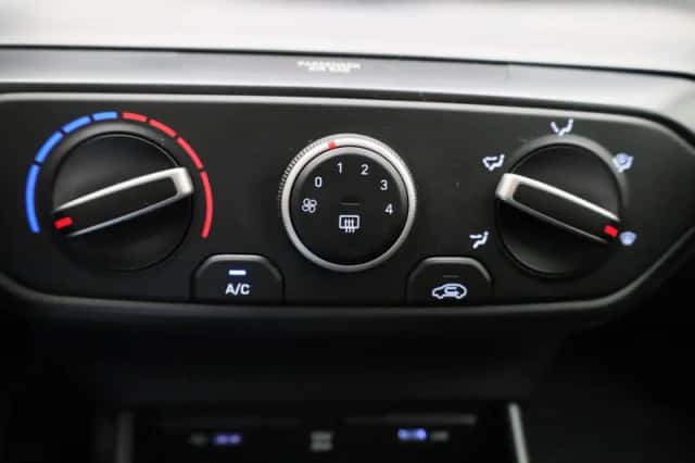 Hyundai i20 (2022) thumbnail 19