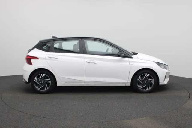 Hyundai i20 (2022) thumbnail 6
