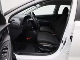 Hyundai i20 (2022) thumbnail 9