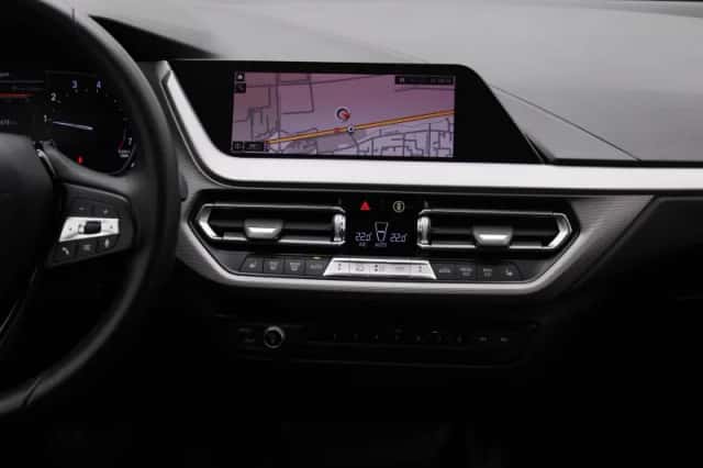 BMW 1-Serie (2021) thumbnail 8