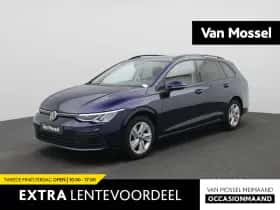 Volkswagen Golf (2021) thumbnail 1